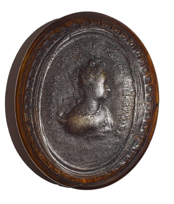 Lot 168 - A George II Pressed Horn Snuff-Box ,oval, the...
