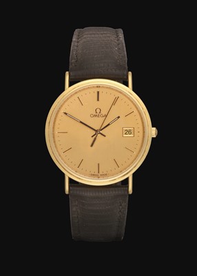 Lot 2179 - An 18 Carat Gold Calendar Centre Seconds Wristwatch