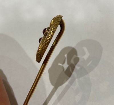 Lot 2286 - A Russian Gold and Ruby Stickpin, by Fabergé,...