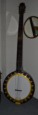 Lot 1102 - A novelty oversized Shop display banjo, height...