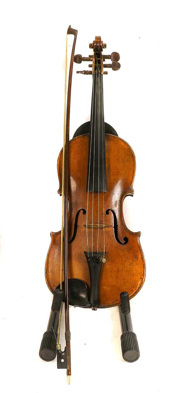 Lot 2002 - Violin