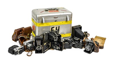 Lot 147 - Various cameras including three Zeiss Ikons