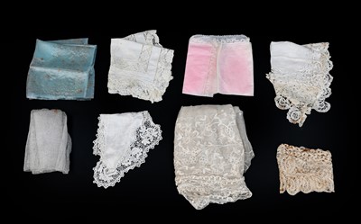 Lot 2139 - Assorted Early 20th Century Lace and...