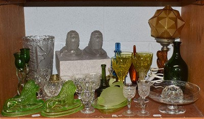 Lot 120 - A quantity of mainly glassware including an...