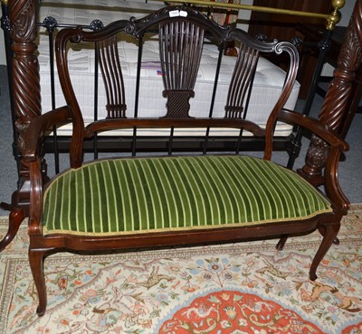 Lot 1099 - An Edwardian mahogany parlour sofa 116cm wide