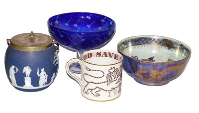 Lot 8 - Decorative ceramics including Mason's...
