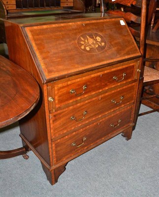 Lot 681 - An Edwardian mahogany bureau