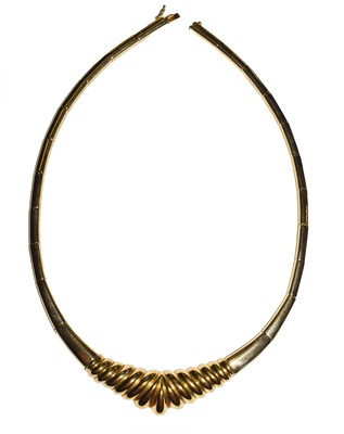 Lot 84 - A fancy link necklace, length 40cm