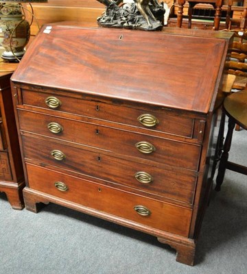 Lot 688 - A Regency mahogany bureau