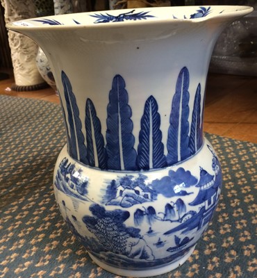 Lot 69 - ^ A Chinese Porcelain Vase, Jiaqing, of ovoid...