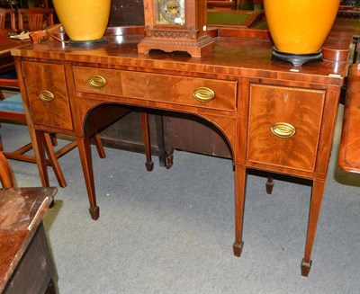 Lot 726 - A Regency mahogany sideboard