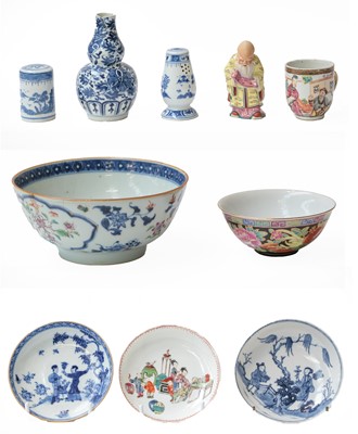 Lot 21 - A quantity of Chinese and Japanese porcelain...