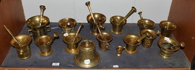 Lot 187 - A selection of pestle and mortars...