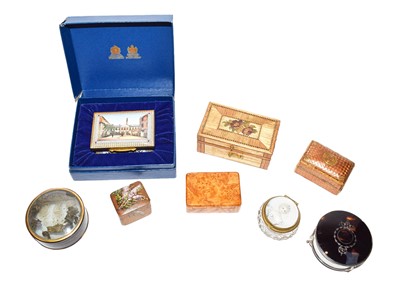 Lot 258 - Two straw work boxes, a tortoiseshell and...