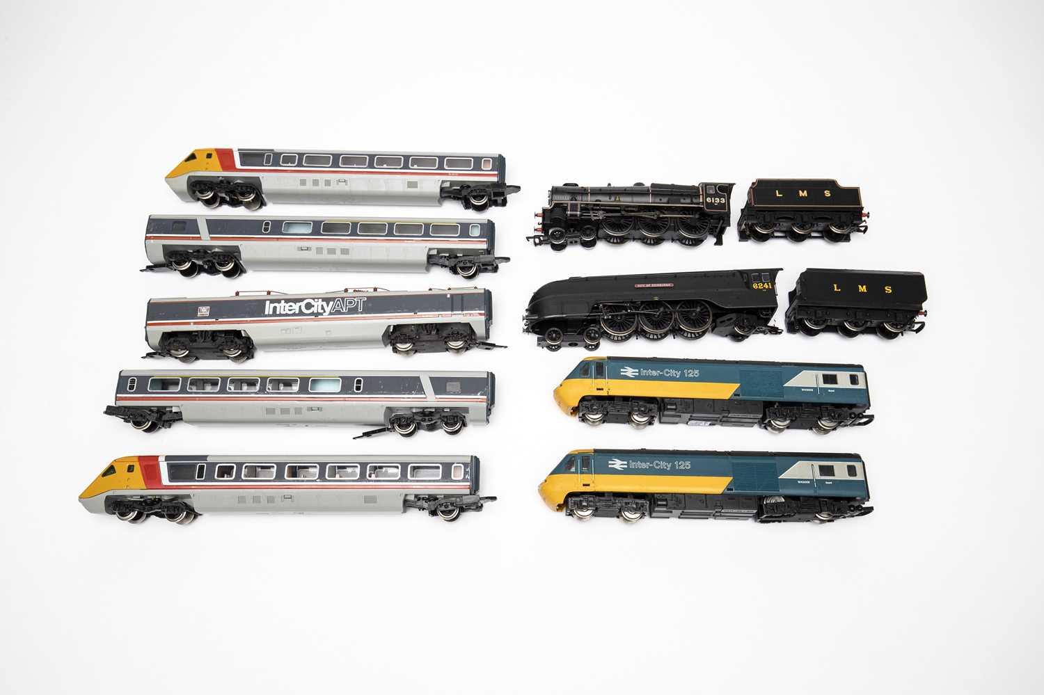 Lot 3274 - Hornby OO Gauge ATP Passenger Set