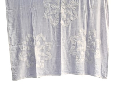 Lot 2111 - Large White Linen Patchwork Bed Cover...