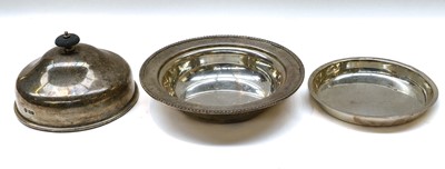 Lot 124 - A George V Silver Muffin-Dish, Cover and Liner,...
