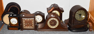 Lot 207 - A quantity of mainly 1940s mantel clocks...