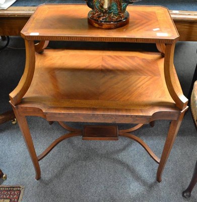 Lot 768 - Inlaid mahogany etagere