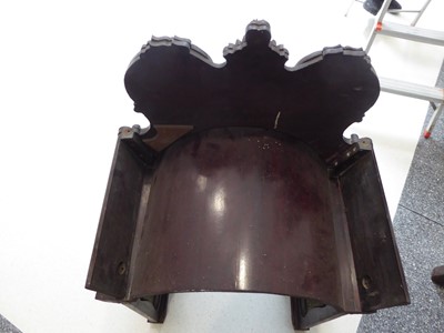Lot 171 - {} An Edwardian Mahogany Tubular Bell Chiming...