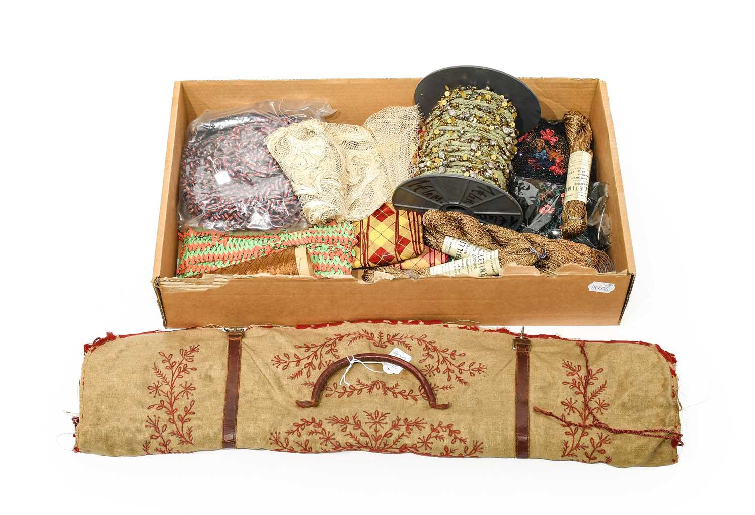 Lot 2249 - Assorted Circa 1900/50 Haberdashery, including...