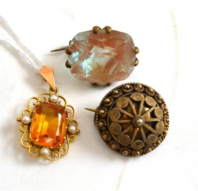Lot 9 - A citrine and split pearl pendant stamped '9CT' and two brooches