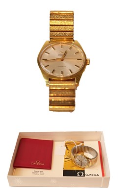 Lot 241 - A gold plated automatic centre seconds...
