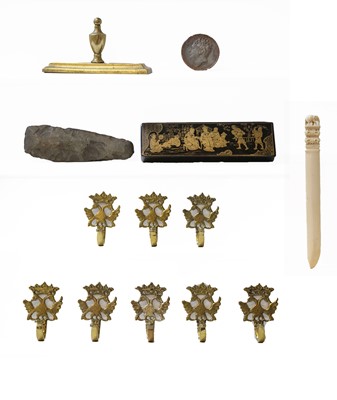 Lot 36 - Assorted including bronze fox formed paperclip,...