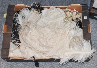 Lot 313 - Early 20th Century Costume Accessories,...
