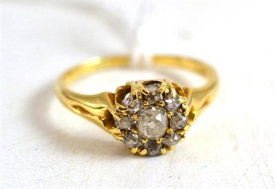 Lot 43 - An old cut diamond cluster ring, estimated diamond weight 0.40 carat approximately
