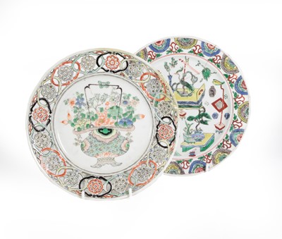 Lot 95 - A Chinese Porcelain Saucer, 17th century,...