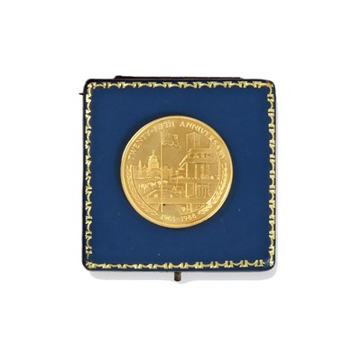 Lot 334 - An Elizabeth II Gold Commemorative Medal, by...