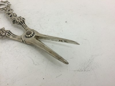 Lot 2015 - A Pair of Victorian Silver Grape-Scissors