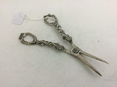Lot 2015 - A Pair of Victorian Silver Grape-Scissors