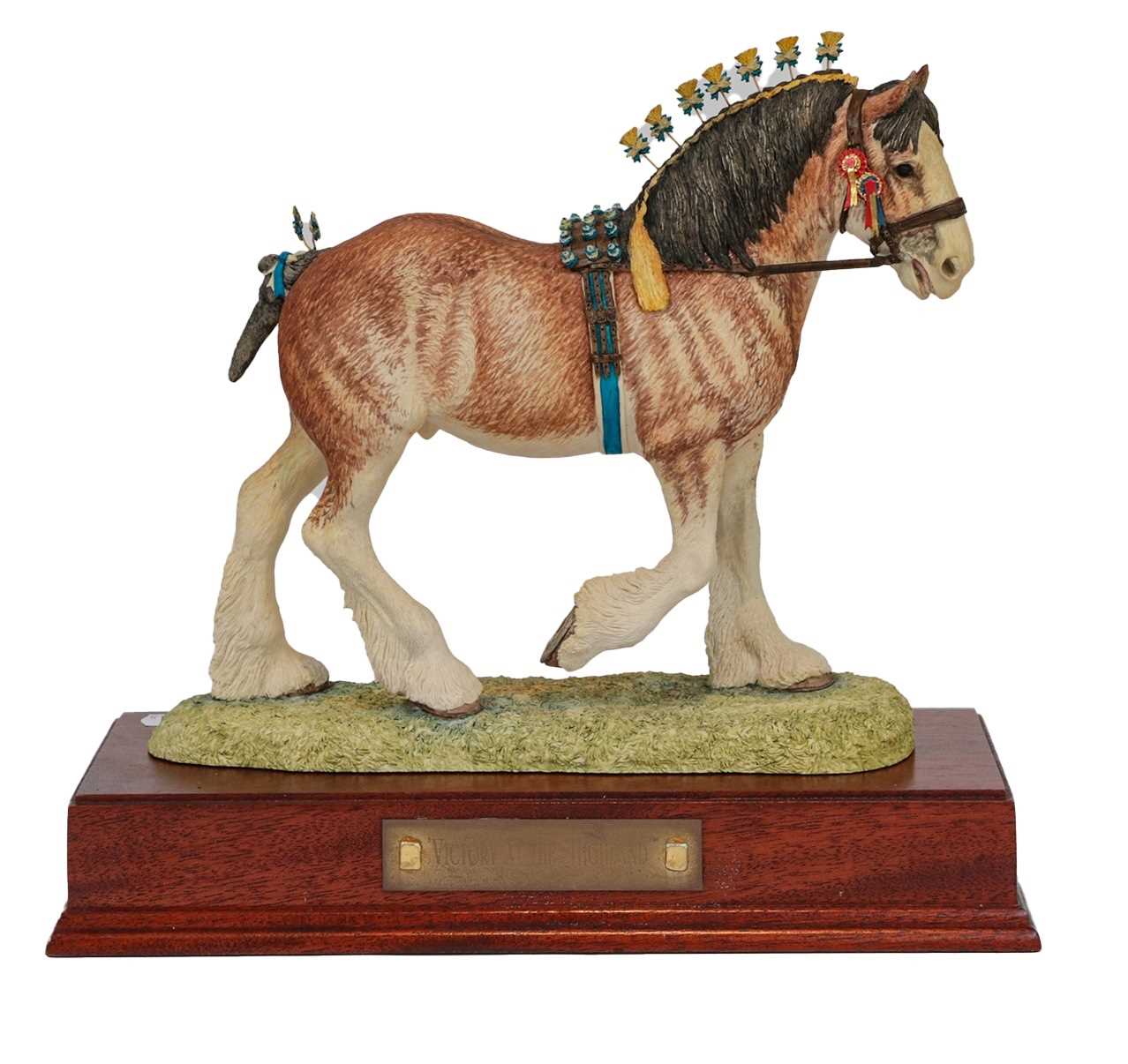 Lot 81 - Border Fine Arts 'Victory at the Highland' Clydesdale Stallion (Gold Edition)