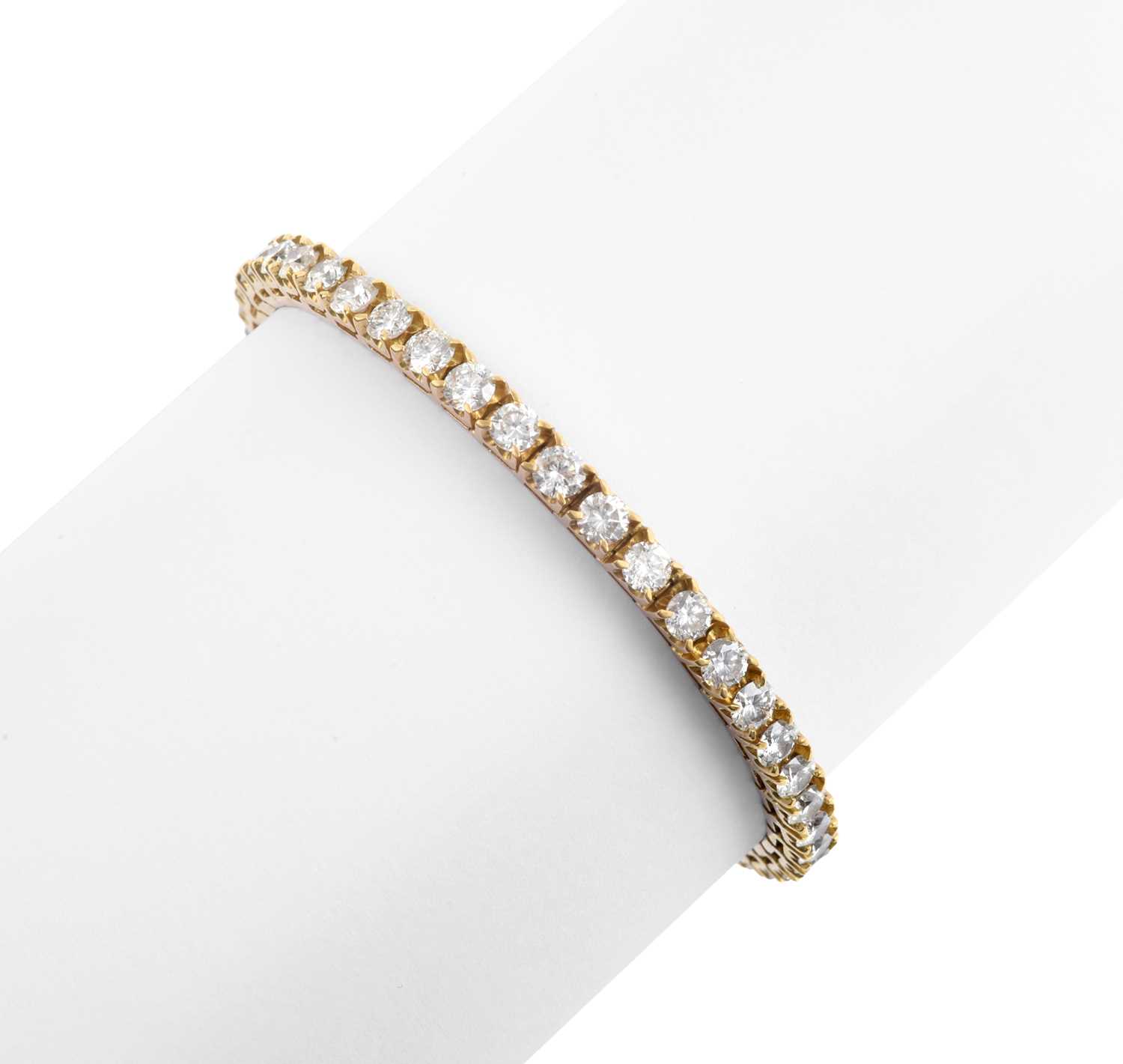 Lot 2062 - A Diamond Line Bracelet