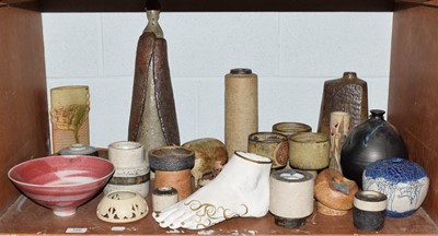 Lot 166 - A quantity of studio pottery including a...