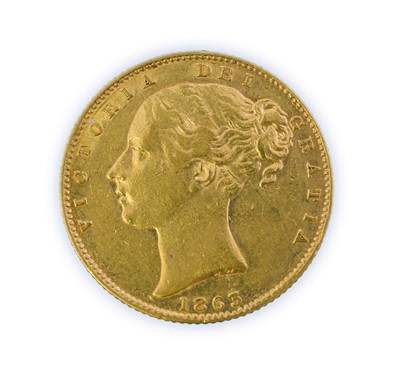 Lot 96 - Victoria, Sovereign, 1863, second young head...