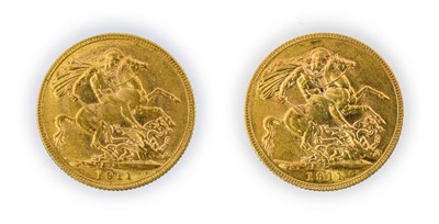Lot 130 - George V, Sovereigns (2), 1911 Perth mint and...