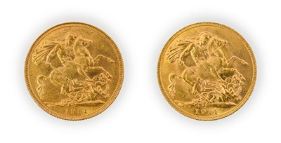Lot 131 - George V, Sovereigns (2), 1911 Canada mint and...