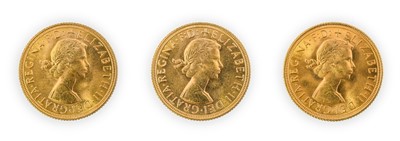 Lot 150 - Elizabeth II, Sovereigns (3), 1959 (2) and...