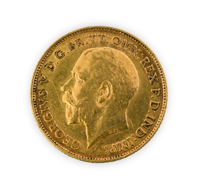 Lot 176 - George V, Half Sovereign, 1925, South Africa,...