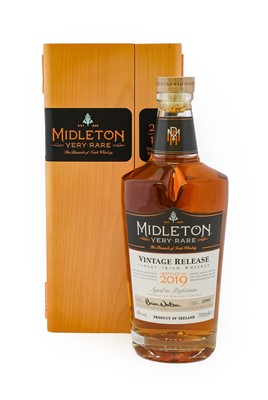 Lot 2198 - Midleton Very Rare Irish Whiskey 2019, 40% vol...