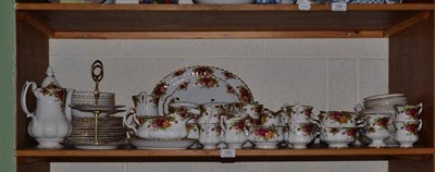 Lot 189 - A quantity of Royal Albert 'Old Country Rose' dinner, tea and coffee wares