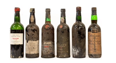 Lot 25 - Offley 1954 Port (one bottle), Taylor's Quinta...