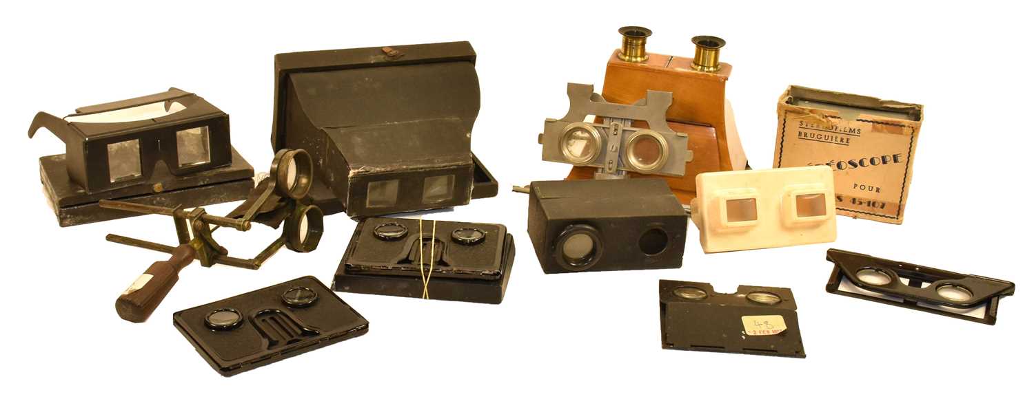 Lot 2250 - Various Handheld Stereo Viewers