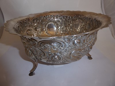 Lot 2112 - A Victorian or Edward VII Irish Silver Bowl