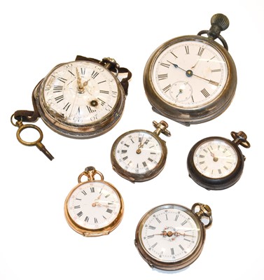 Lot 268 - An open faced pocket watch with case stamped 0....