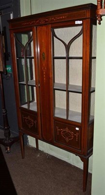 Lot 416 - Edwardian mahogany display cabinet