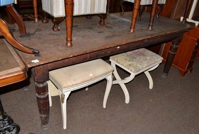 Lot 439 - A 19th century mill table